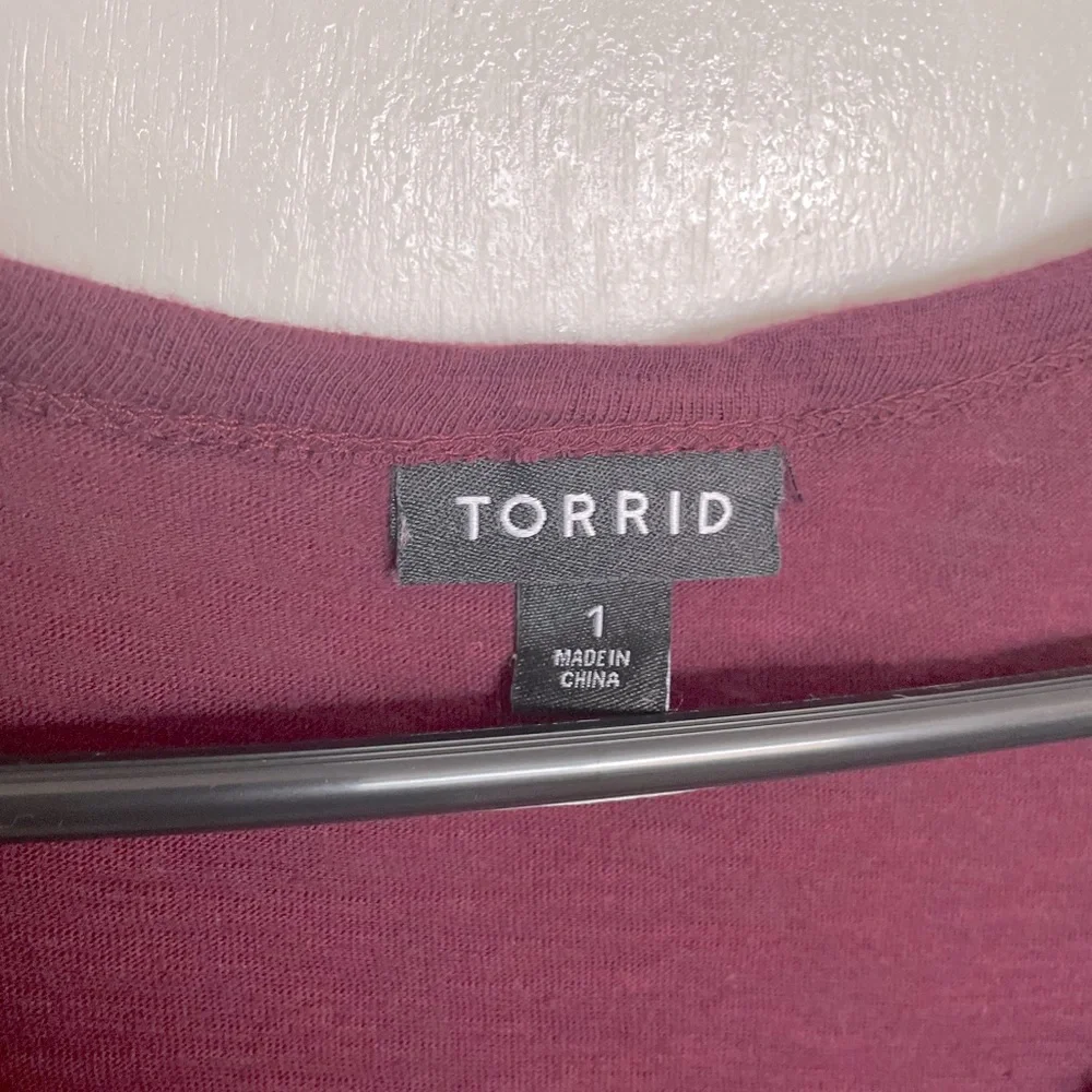 ***SOLD***Torrid Sharkbite Heart Swing Tunic Top - Size 1X - Picture 4 of 13